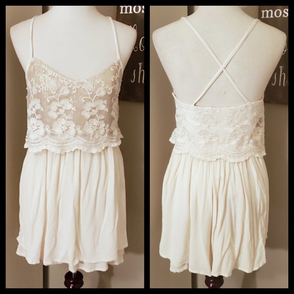 Ivory Hollister Spaghetti Strap Layered Dress - Picture 3 of 9